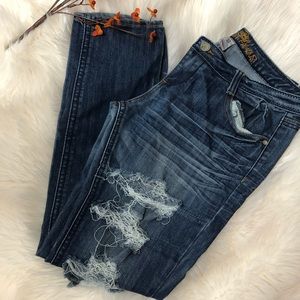 Almost Famous Distressed Skinny Jean Sz 13 Stretch